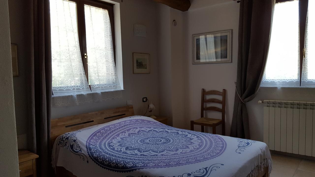 B&B La Taverna Degli Angeli Vezzi Portio 外观 照片