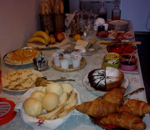 B&B La Taverna Degli Angeli Vezzi Portio 外观 照片